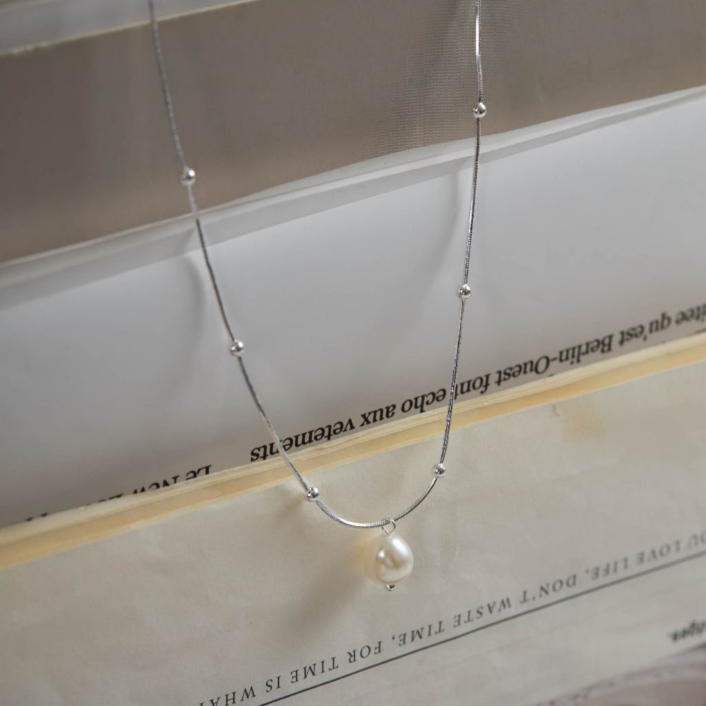 earika.earrings - dewdrop pearl necklace สร้อยคอจี้ไข่มุกสีขาว เงินแท้ชุบทองคำขาว เหมาะสำหรับคนแพ้ง่