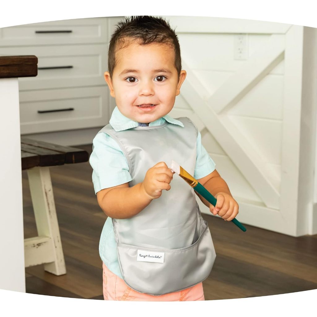 Tiny Twinkle مرايل مقاومة للماء Apron Bib ‏(قطعتان) — صورة 4