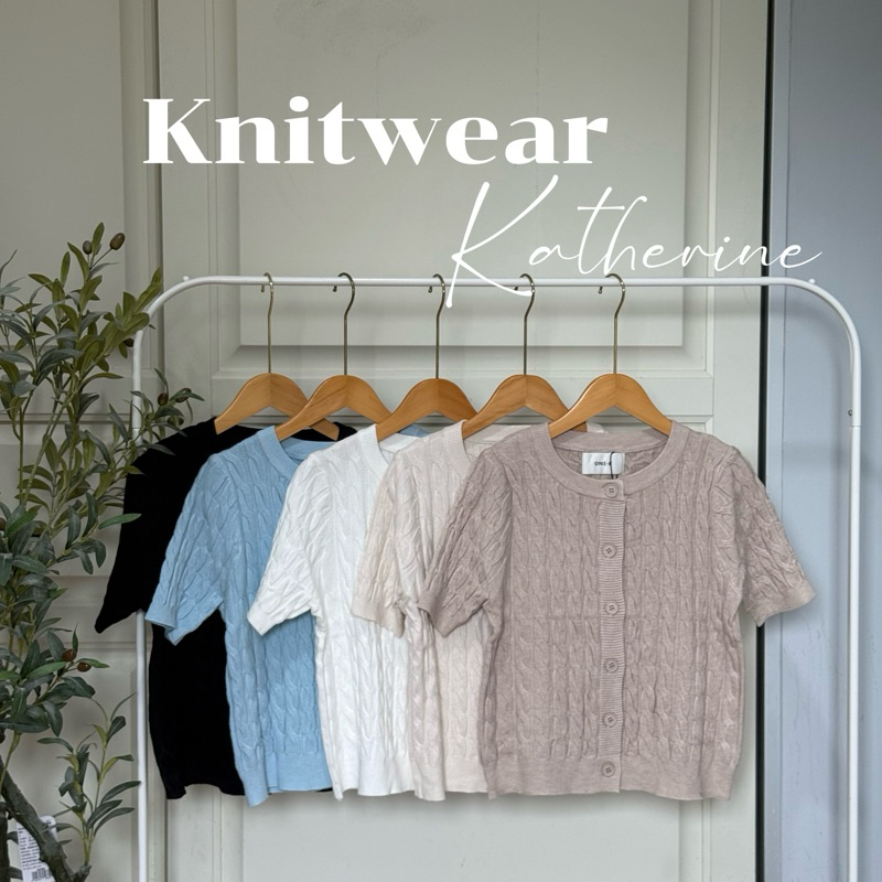 [ป้าย One K] สินค้าใหม่ ‼️ เสื้อไหมพรมลายเปียแบบใหม่ทรงน่ารักสุดสุดเสื้อจะเป็นทรงครอปนิดๆ นะคะ