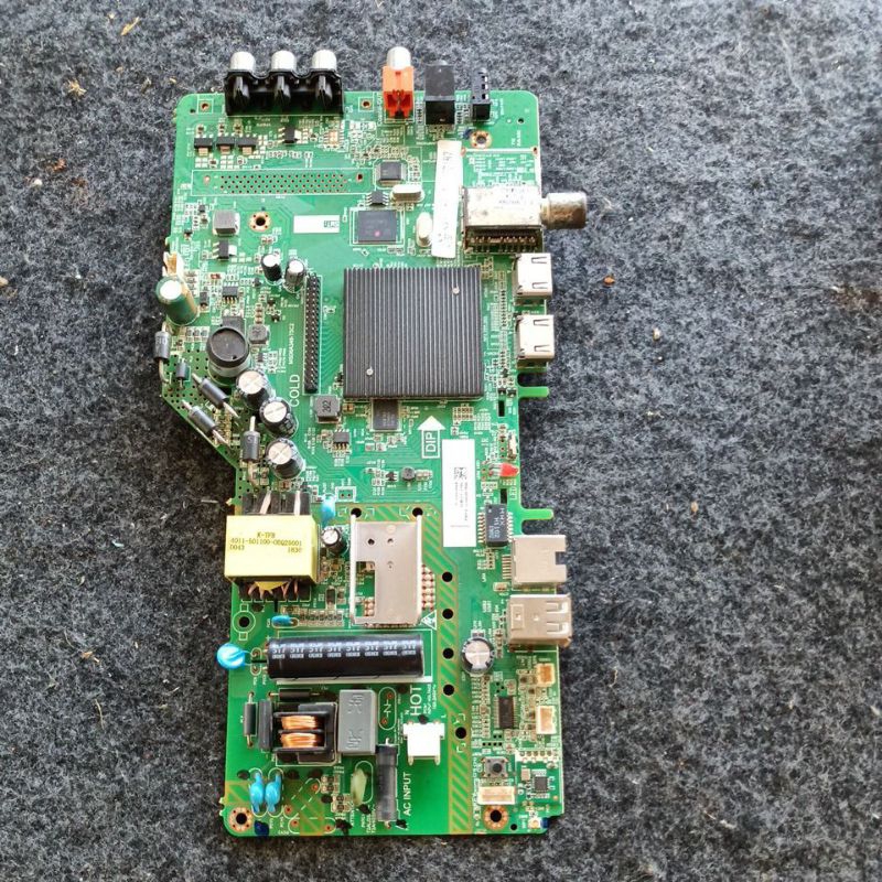 บอร์ดทีวีฟิลลิปรุ่น32PHT5853S/67(แท้ถอด)