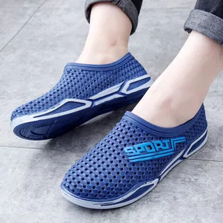Kicks NEW รองเท้ายางลำลอง กันน้ำ แห้งไว้ใส่สบาย ทำจากยางทั้งหมด ลุ้ยน้ำหรือฝนตกก็สบาย แห้งง่าย ใส่สบาย ราคาถูก