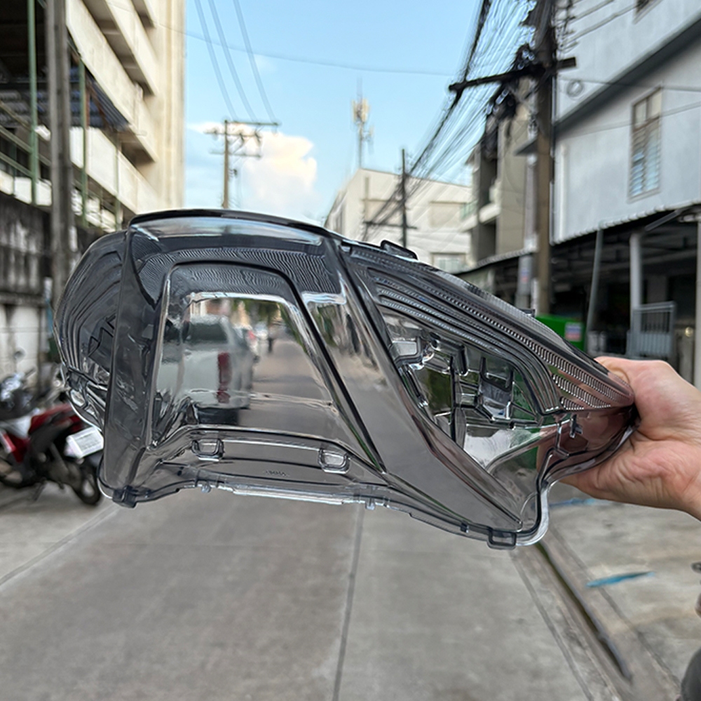 PC กรอบไฟท้ายใส Forza 350 ***รับประกัน 50 ปี***