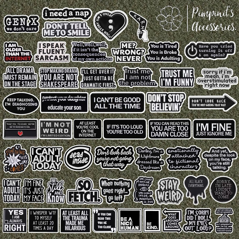 ✿ ร้านในไทยพร้อมส่ง : เข็มกลัดเซ็ทข้อความต่างๆธีมสีดำ | Black Theme Wordings Enamel Brooch Pin Set.