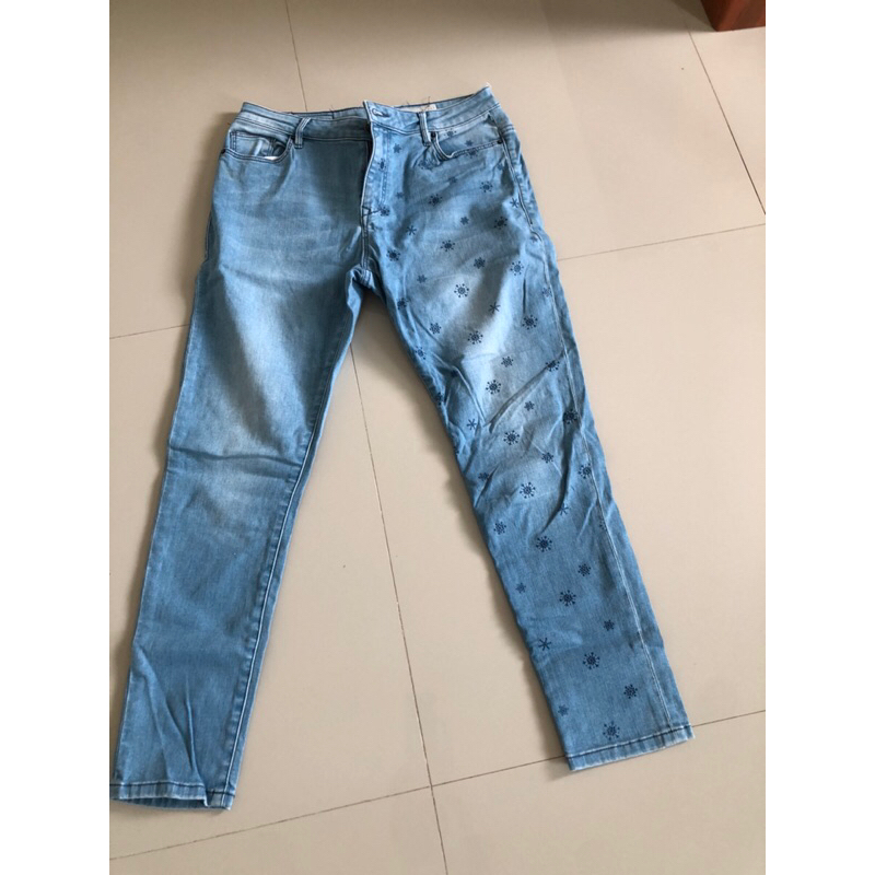 กางเกงยีนส์ esprit-denim
