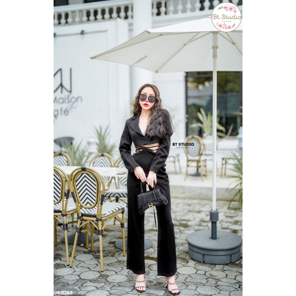 BT 04-0763 (K) เซท 2 ชิ้น เสื้อครอปสั้นเบเซอร์คอปกแขนยาว ติดกระดุมเม็ดเดียว แมทซ์กับกางเกงขายาวช่วงเ