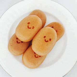เซ็ท 2 แถม 1 เค้กไข่ยิ้ม ไส้คัสตาร์ด(1 กล่องมี 9 กล่อง)