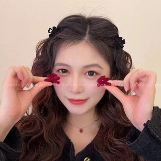 ในไทย💖กิ๊บติดผมโบว์ กำมะหยี่ สีดำ สีแดง ขนาดเล็ก แฟชั่นเกาหลี หน้าม้า คลิปด้านข้าง ประดับผม.COD