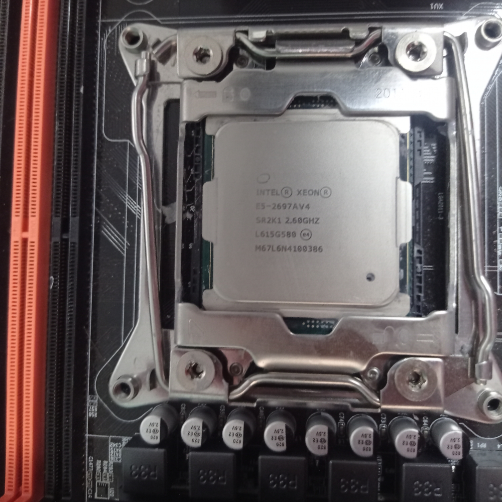 Xeon E5-2697A V4 + เมนบอร์ด “บอร์ดส้ม” ยอดนิยม มือสอง