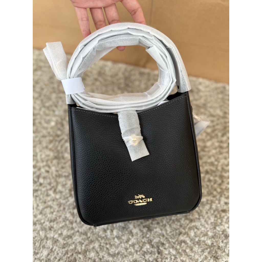 กระเป๋าC0ach HADLEY MINI CROSSBODY BAG 7 3/4" (L) x 7 1/2" (H) x 2 3/4" (W)⭐️⭐️(สอบถามก่อนกดสั่งนะค้