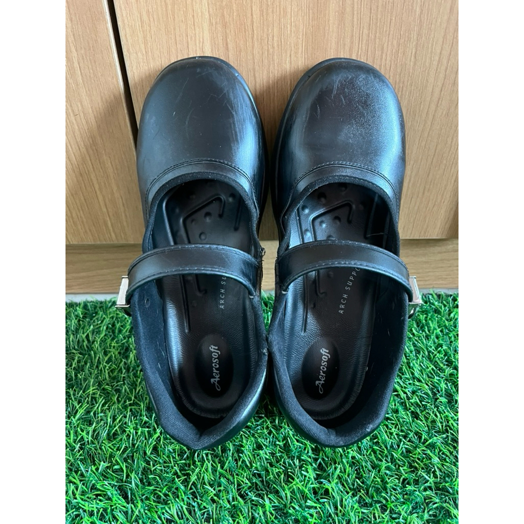รองเท้านักเรียน Aerosoft bunny 🐰 Size 40(มือสอง)