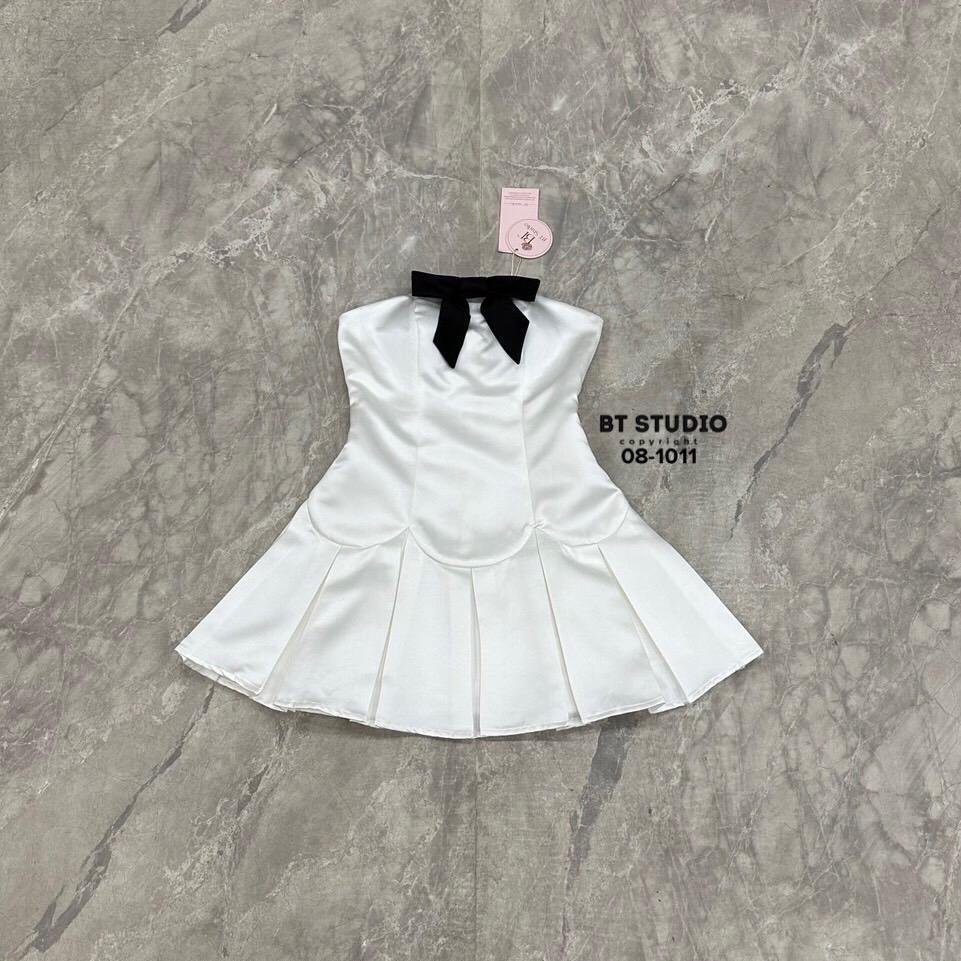 BT 08-1011 เดรสสั้นเกาะอกแต่งโบสีดำ