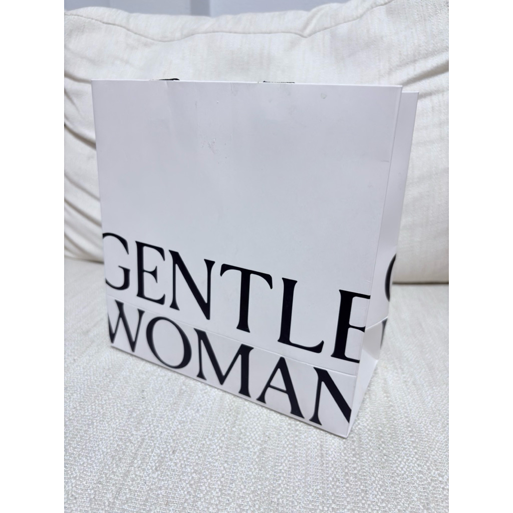 Gentle Woman ถุงกระดาษแท้