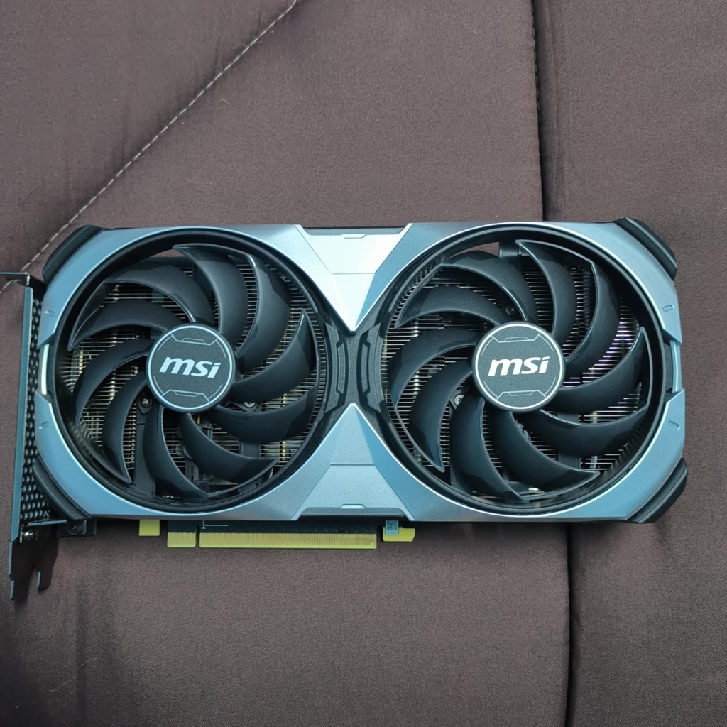 MSI GEFORCE RTX 4070 VENTUS 2X 12G OC - 12GB GDDR6X การ์ดจอ VGA การ์ดแสดงผล กราฟิกการ์ด มือสอง