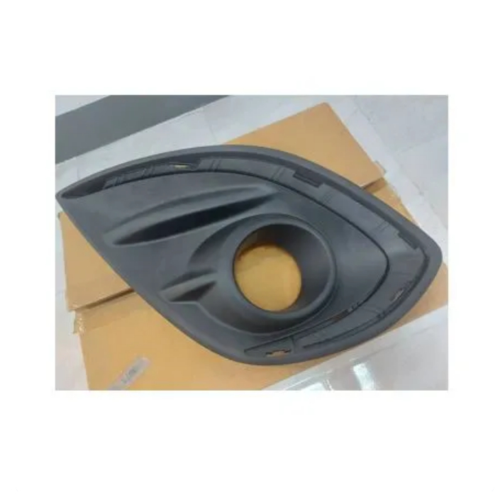 DN7250C11B กรอบไฟตัดหมอกหน้าขวา หรือ ซ้าย ตัว V ตกแต่ง มาสด้า 2 Mazda 2 ปี 2009 ของแท้ เบิกศูนย์