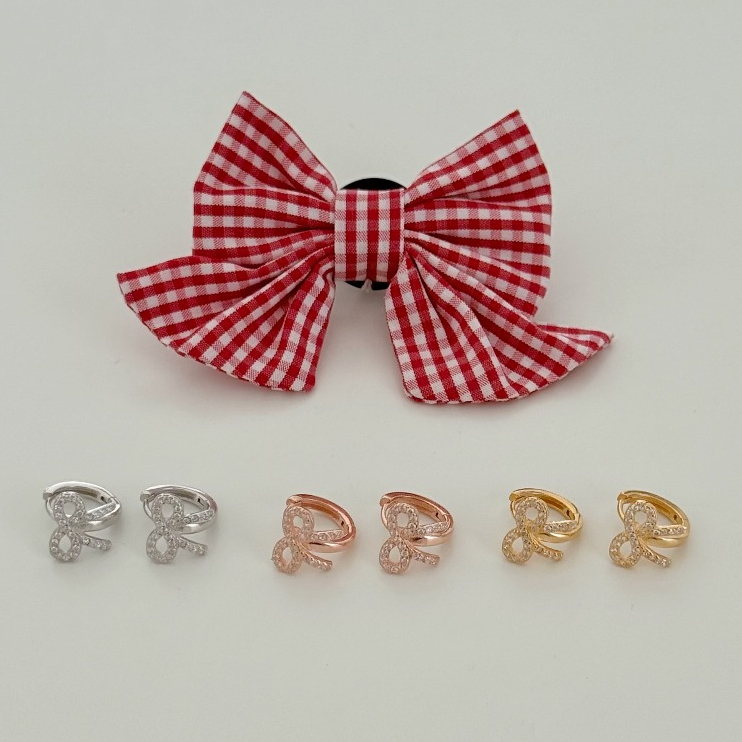 Suwann.na [ราคาต่อคู่] ต่างหูห่วง ต่างหูเงินแท้ ห่วงโบว์เพชร