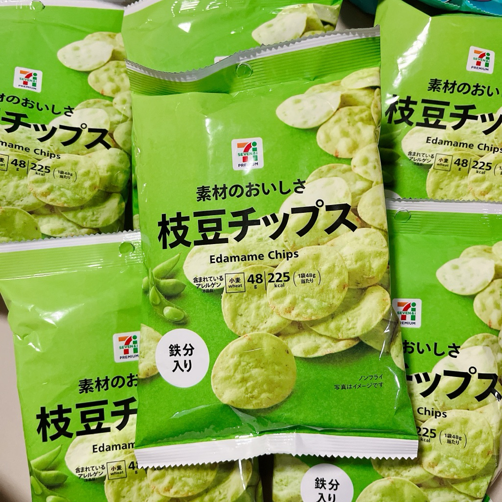 ขนมถั่วแระญี่ปุ่นแผ่นอบกรอบ Edamame Chips จากเซเว่นญี่ปุ่น