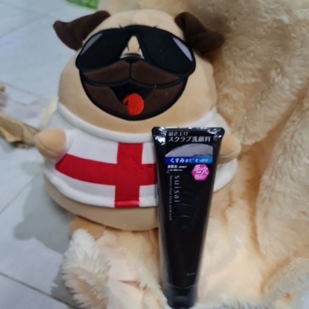 suisai beauty clear black scrub wash
