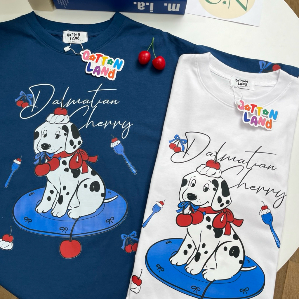 SIS.ON | พร้อมส่ง🧸เสื้อยืดโอเวอร์ไซส์ oversize QT แดลเมเชี่ยนเชอรี่
