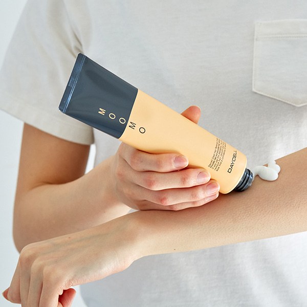 📌พร้อมส่ง ของแท้💯 DAYCELL MOOMO Clean Hair Removal Cream เดย์เซลล์ ครีมกำจัดขน เรียบเนียน ให้ความชุ่มชื้น 🫧⭐ - รูปที่ 2