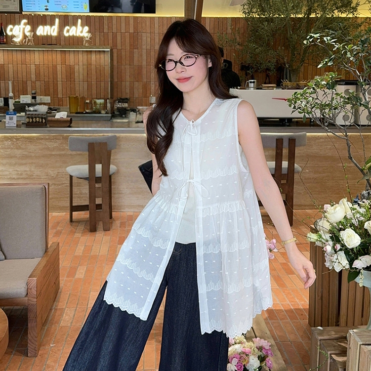 NOVA💗เสื้อสเวตเตอร์ถักสีขาว แขนกุด เย็บปักถักร้อย Jacquard ความเรียบง่าย อารมณ์ วรรณกรรมและศิลปะ สุภาพสตรี แฟชั่นฤดูร้อน