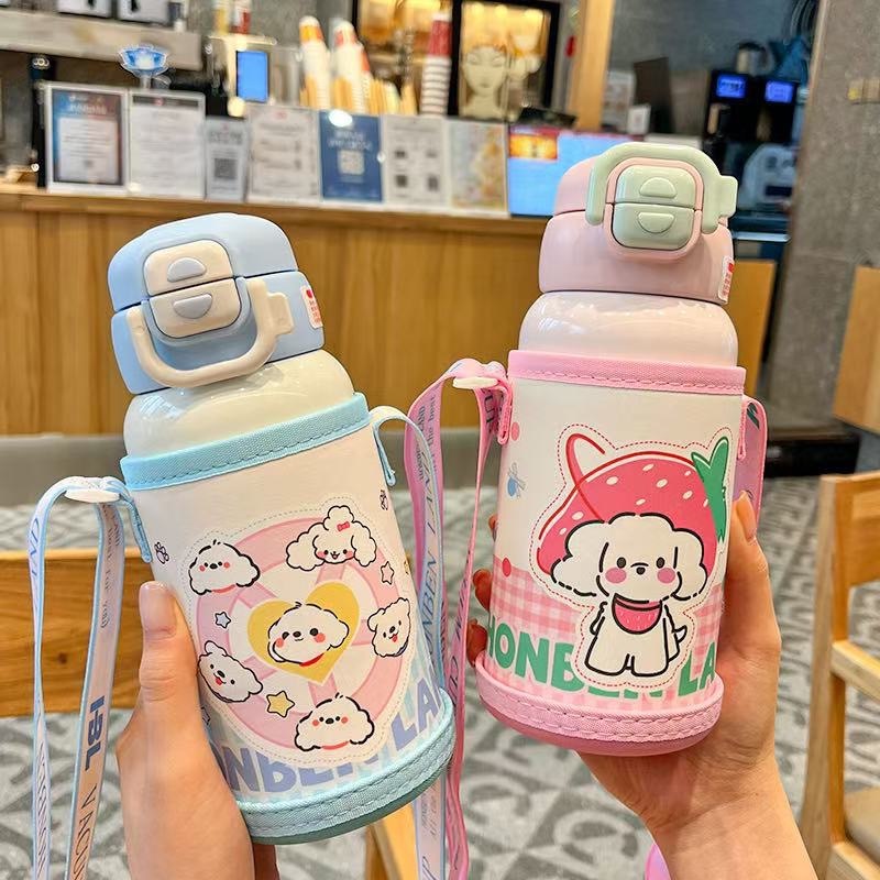 กระติกน้ำเด็กพร้อมกระเป๋าสะพาย หลอดดูดและแก้วเท ทำจากสแตนเลส 316 ลายน่ารัก ความจุ500ml