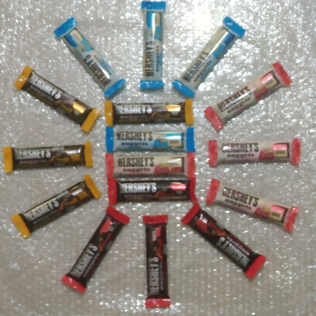 HERSHEY'S NUGGETS 28g เฮอร์ชีส์นักเก็ต มีหลายรส ราคา/ชิ้น [วันหมดอายุ ดูใน รายละเอียดสินค้า]
