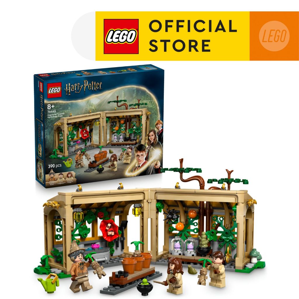 LEGO Harry Potter 76445 Hogwarts Castle: Herbology Class (390 Pieces)