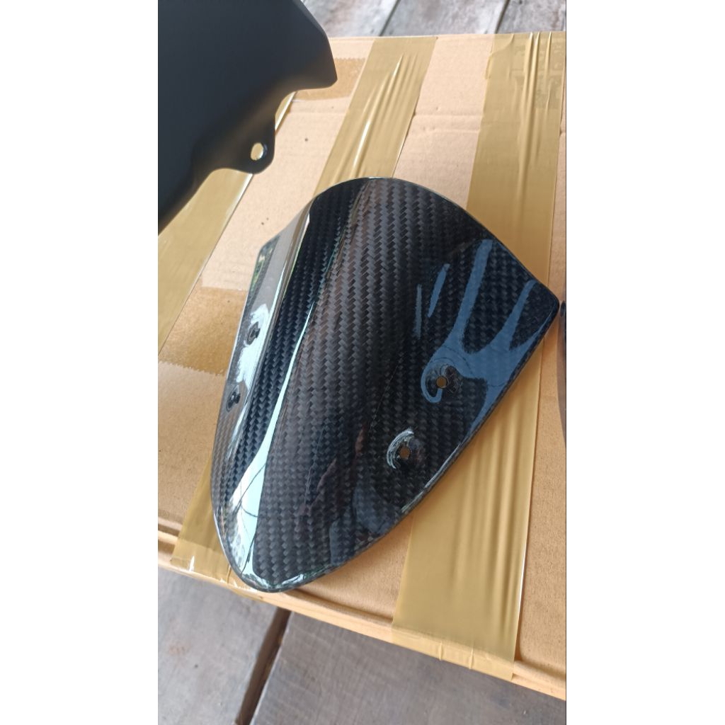 ER6Nชิวหน้าเดิม er6n คาบอน