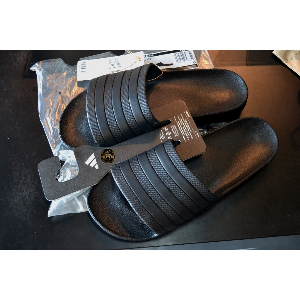 รองเท้าแตะผุ้ชายแบบสวมAdilette Aqua Slides F35550 Core Black / Core Black / Core Black ป้ายสคบ.ไทย