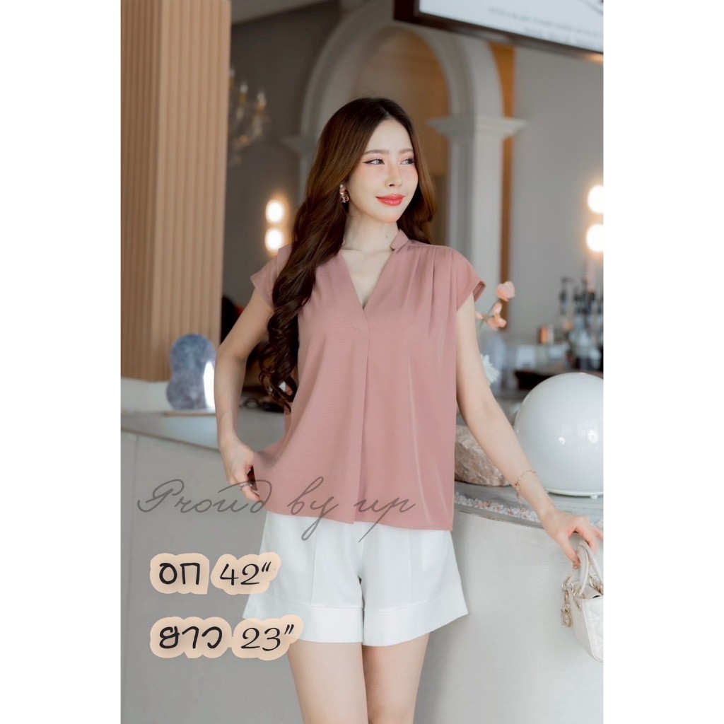 V เสื้อแขนกุด คอวีมน ทรงสวยเต็มตัวเหมาะกับสาวๆทุกแนว ใส่สบายๆ เนื้อผ้าดี