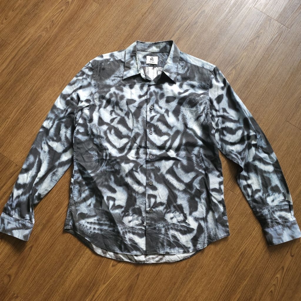 Paul​ ​Smith Tiger Print Shirt มือสอง