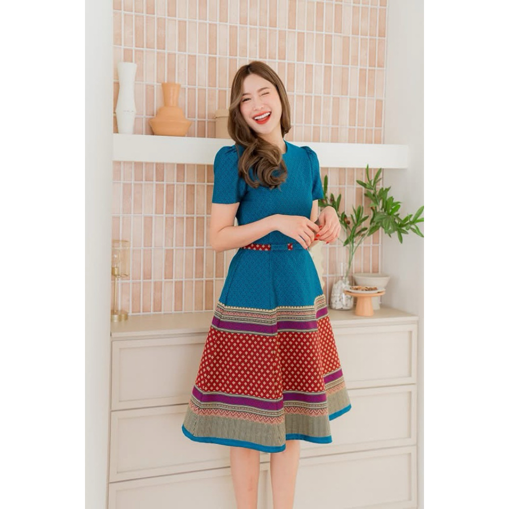 ส่งต่อ gallery kloset 🦋 เดรสผ้าไทย สีฟ้า size ss