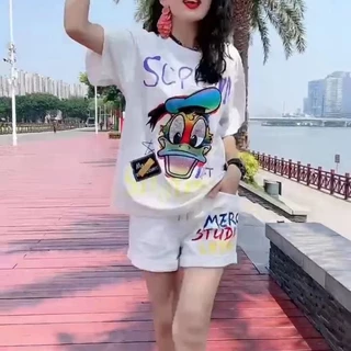 Swan shop ชุดเซ็ทลำลองผู้หญิง ลายการ์ตูนเป็ดแฟชั่น เสื้อ+กางเกงขาสั้น ใส่เที่ยว ใส่สบาย
