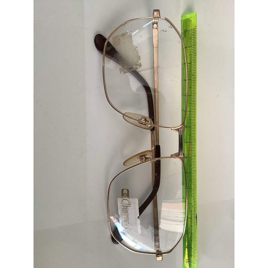 กรอบแว่นตาชามังต์ กรอบสีทอง 22 KGP สภาพดีมาก ขาตรง