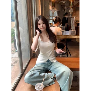 Cic(Z31) เสื้อไหมพรมแขนกุดคอเหลี่ยมแบบกั๊ก กระดุมหลอก ดีเทลแหวกด้านล่าง สไตล์ฝรั่งเศส