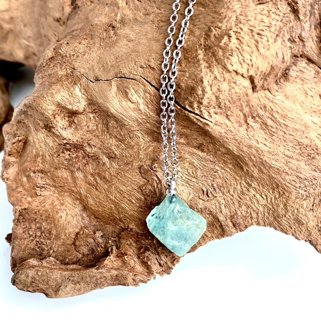 Natural Stone Aquamarine handmade necklace✨✨