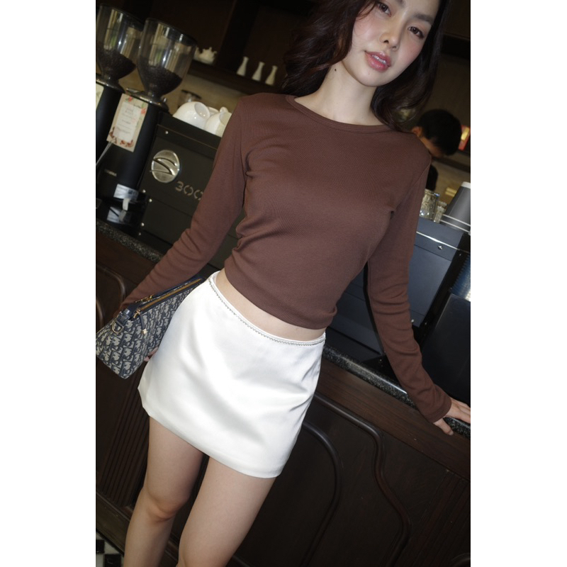 กระโปรงซาติน maisie skirt taya fabrique