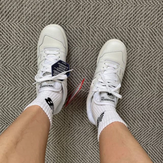 ถุงเท้ากีฬา สีขาว สไตล์ NB ใส่สบาย ส่งจากไทย!! ฟรีไซส์ 36-45 ใส่ได้ (1 คู่)