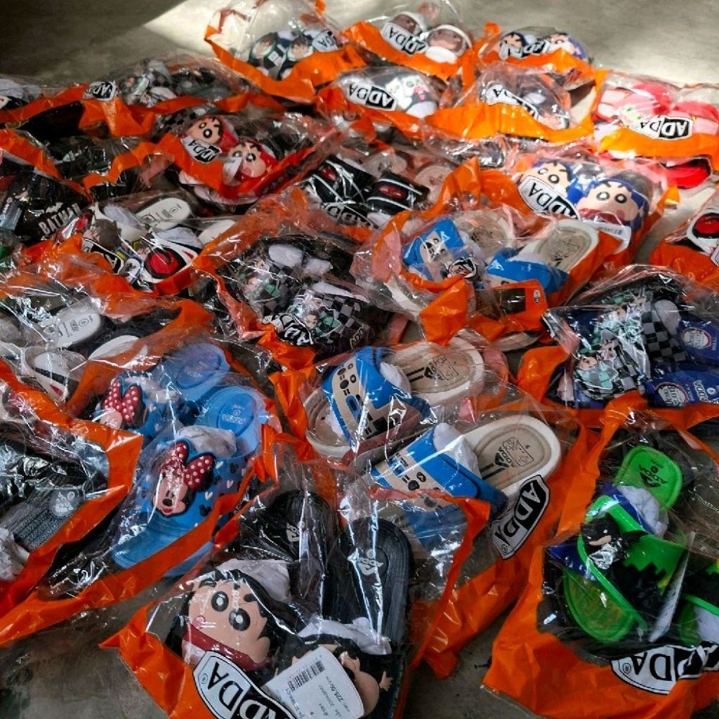 โยกโหล 12 คู่ เคลียร์พื้นที่ รองเท้า ADDA เด็กคละ คละเเบบ คละสี  เด็กผู้ชาย/เด็กผู้หญิง ADDA   ขนาด 3-13  พร้อมส่ง!! - รูปที่ 2