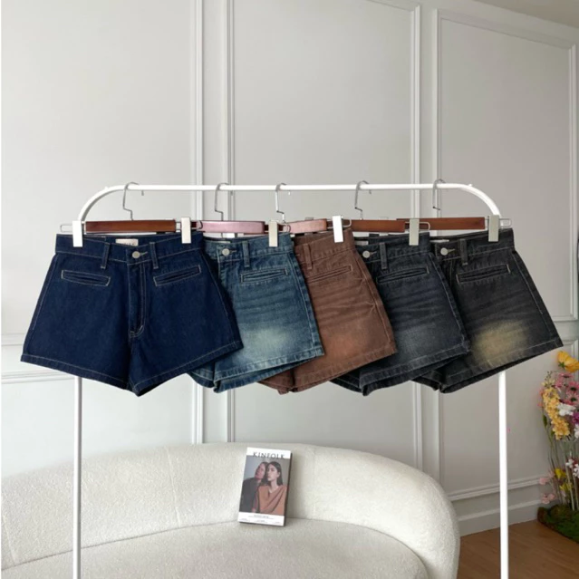 Zora shorts กางเกงยีนส์ขาสั้น
