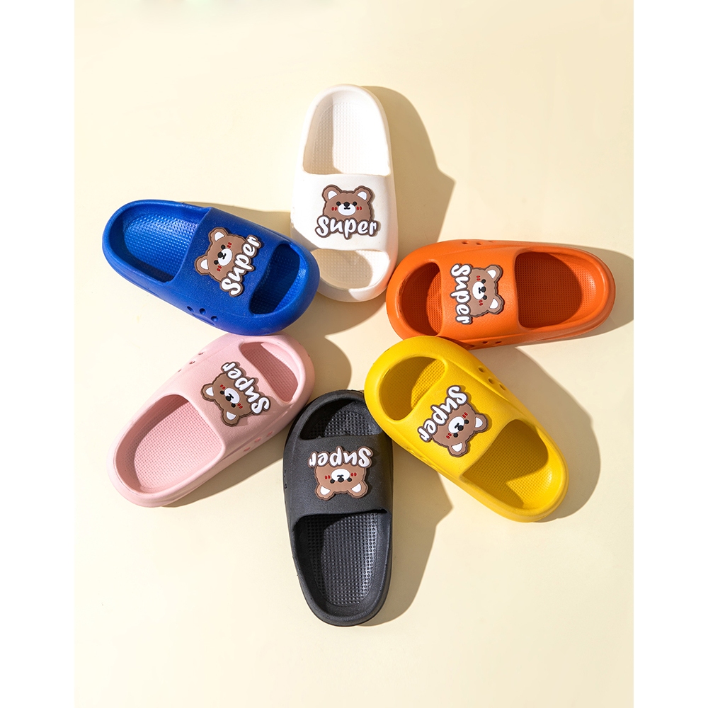 นุ่มนิ่ม รองเท้า กันลื่น! ลายการ์ตูน สุดน่ารัก สำหรับอายุ 3-12 ปี Mini Monarch ใส่สบาย ปลอดภัย