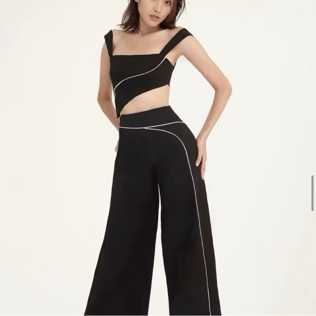 เสื้อครอปมือสองMerge