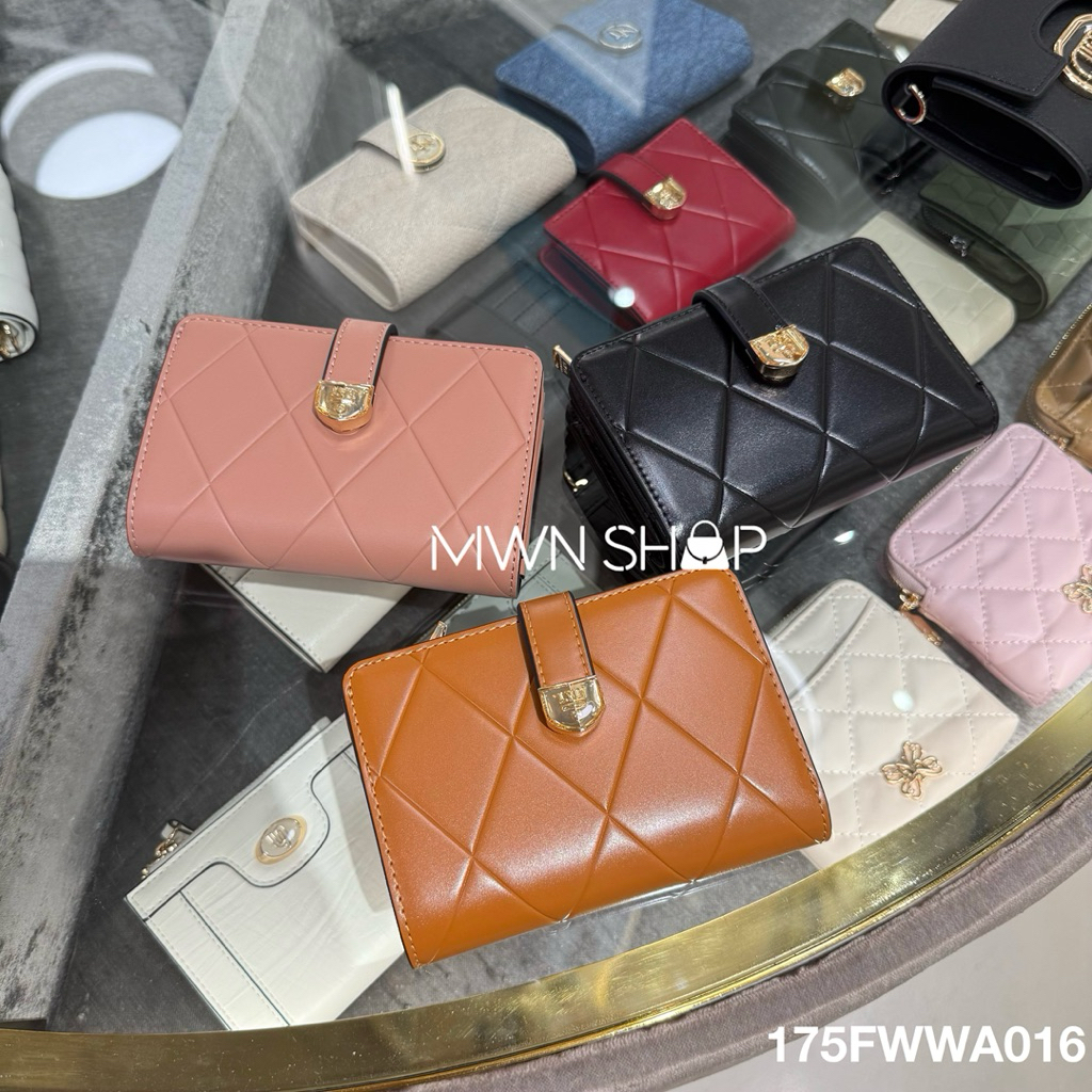Lyn กระเป๋าสตางค์ มีโค้ดลด30% กระเป๋าสตางค์ใบกลาง wonder semi wallet ของแท้จากชอป