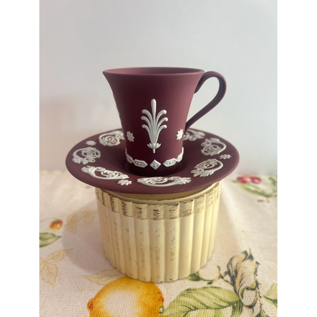 Wedgwood jasperware CRIMSON