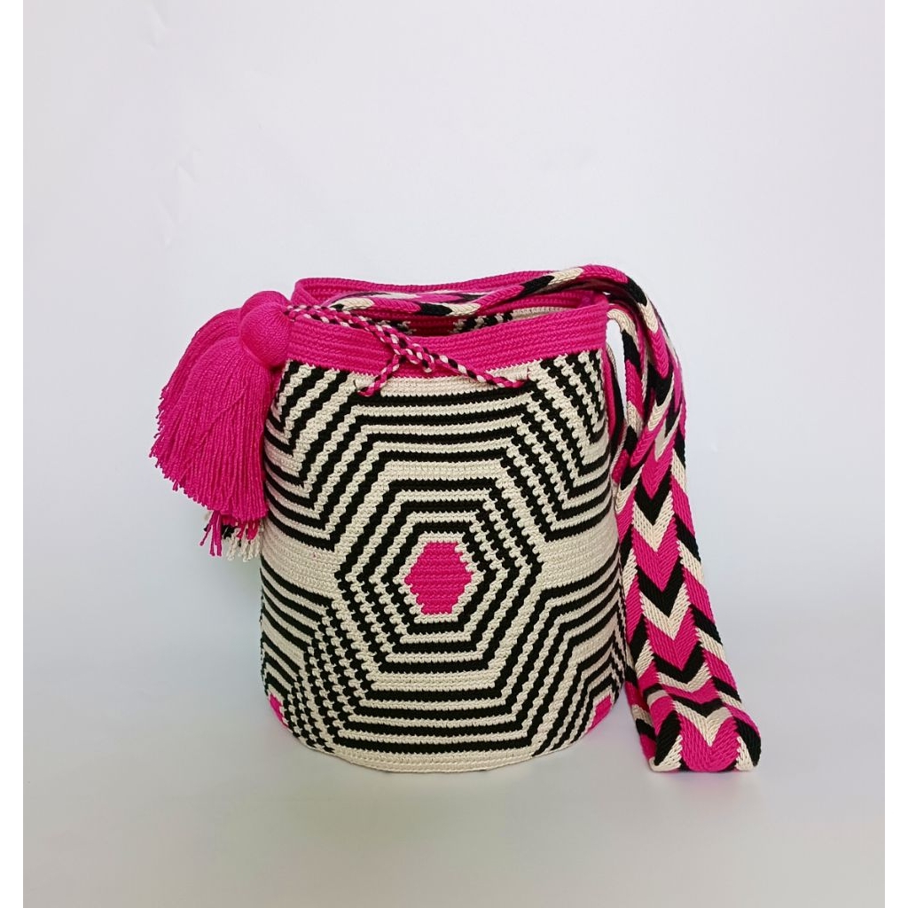 พร้อมส่ง/กระเป๋า Wayuu งานSize M