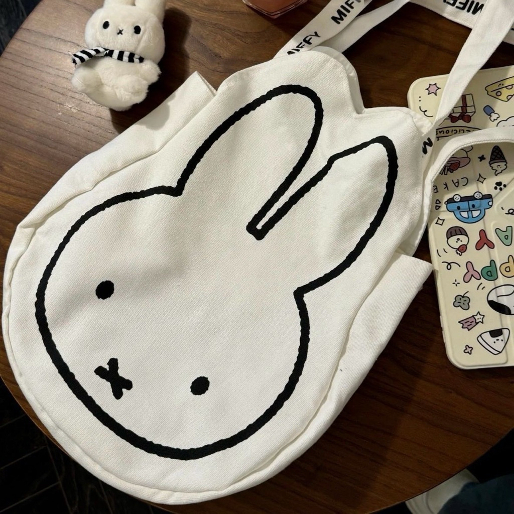 กระเป๋าสะพาย Miffy ทรงหัวกระต่าย🐰
