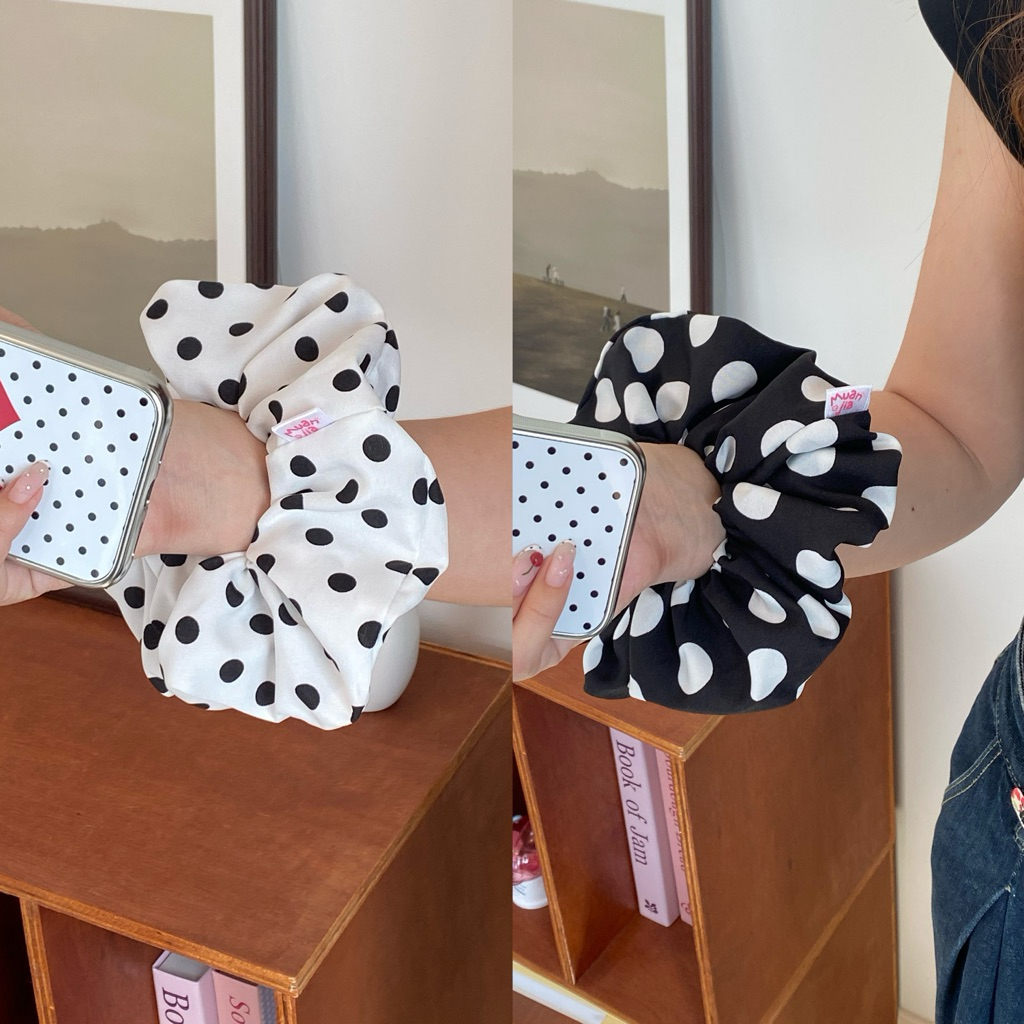 polka dot scrunchies | ยางมัดผมลายจุด ม่วนใจ๋สตูดิโอ | muanjia.studio