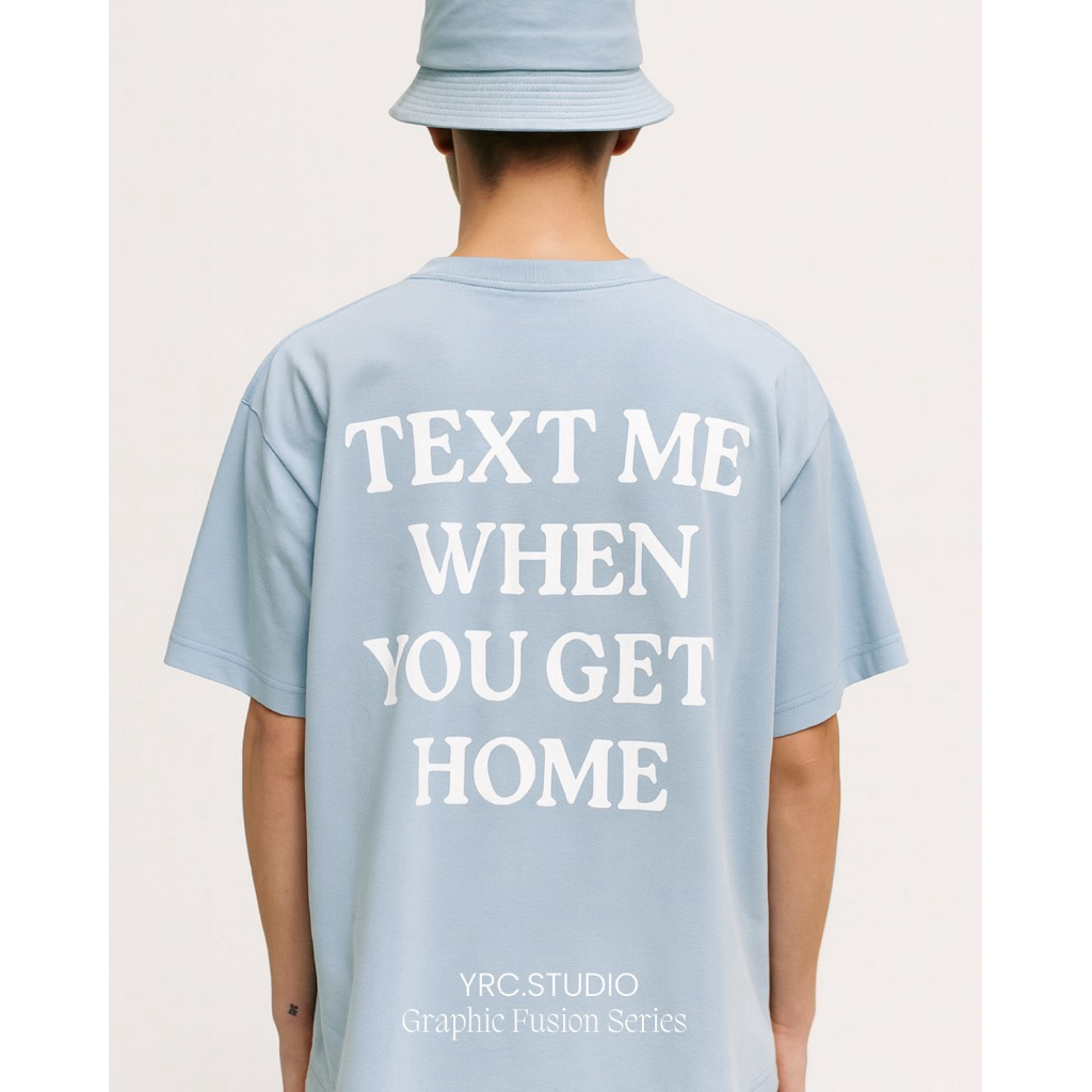 YRC Graphic Fusion Series – Text Me Oversized Tee เสื้อยืด ทรง Oversized ผ้านุ่มพิเศษ ผู้ชาย ผู้หญิง ใส่สบาย