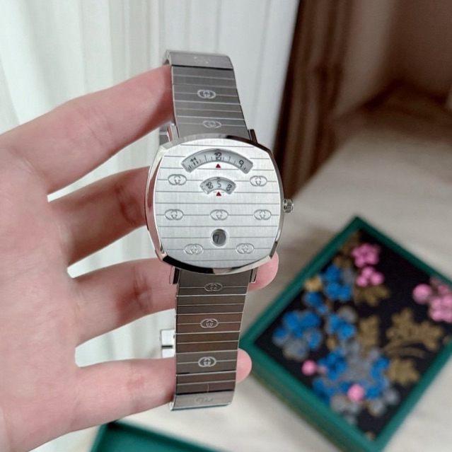 **พร้อมส่ง ใช้codeลด1000.-ได้📌Gucci grip silver watch 35mm⚡️⚡️