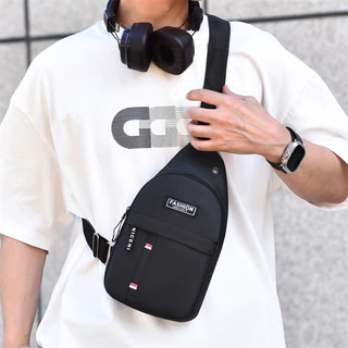 ส่งด่วน GUCSELECTED(B2422) กระเป๋าคาดอกผู้ชายแฟชั่นสุดเท่ ข้างหน้ามี1ช่องซิปใส่ของ ป้ายFASHIONสีดำ.เทา.นำ้เงิน